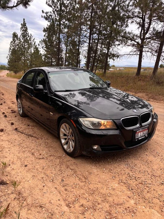 2011 BMW E90 3 Series Sedan - Image 5 of 12