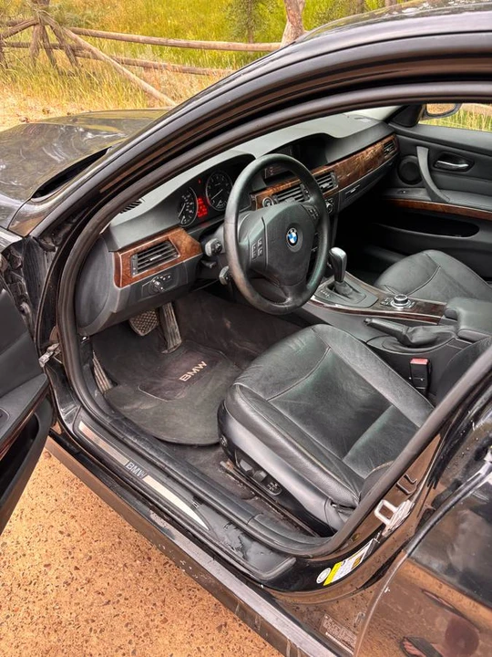 2011 BMW E90 3 Series Sedan - Image 8 of 12