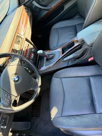 2011 BMW E90 3 Series Sedan - Image 7 of 8