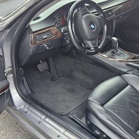 2011 BMW E90 3 Series Sedan - Image 13 of 20