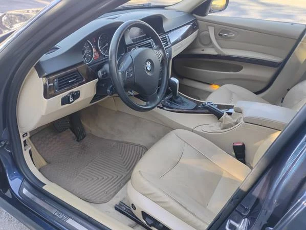 2011 BMW E90 3 Series Sedan - Image 14 of 16