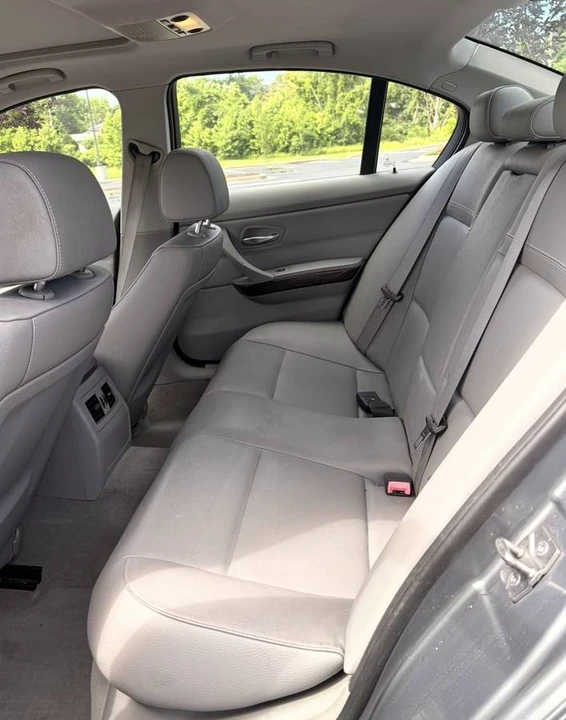 2011 BMW E90 3 Series Sedan - Image 6 of 7