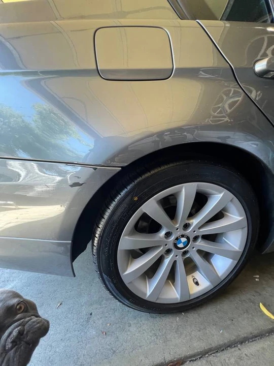 2011 BMW E90 3 Series Sedan - Image 17 of 24