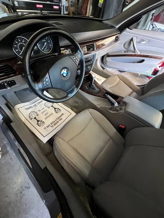 2011 BMW E90 3 Series Sedan - Image 10 of 24