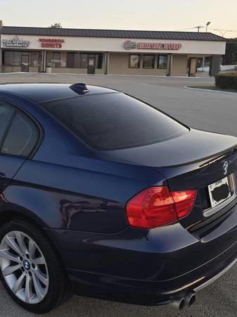 2011 BMW E90 3 Series Sedan - Image 12 of 21