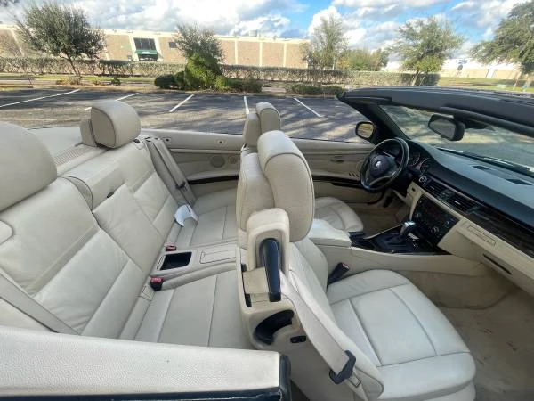2011 BMW E93 3 Series Convertible - Image 8 of 10