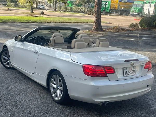 2011 BMW E93 3 Series Convertible - Image 2 of 10