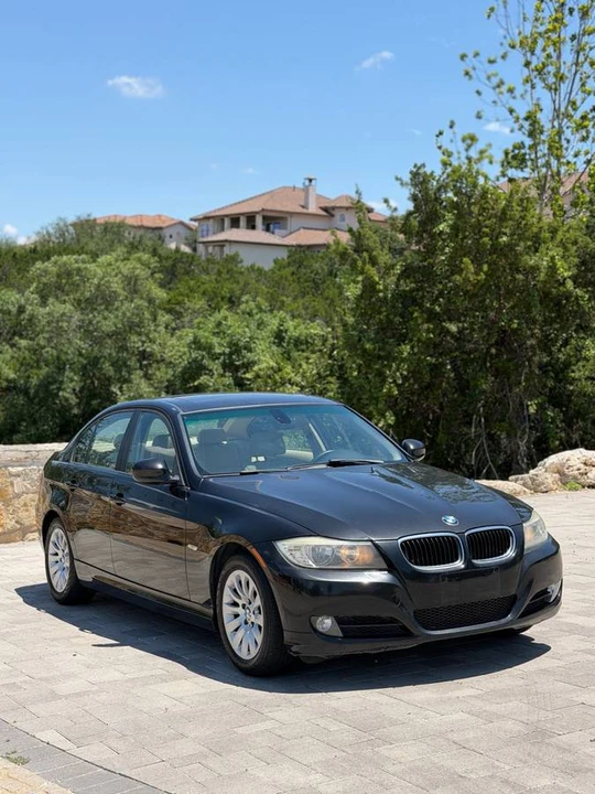 2011 BMW M3 - Image 5 of 9