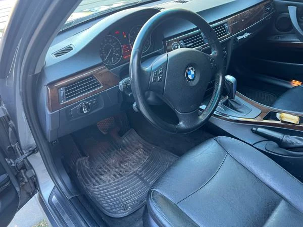 2011 BMW E90 3 Series Sedan - Image 9 of 18