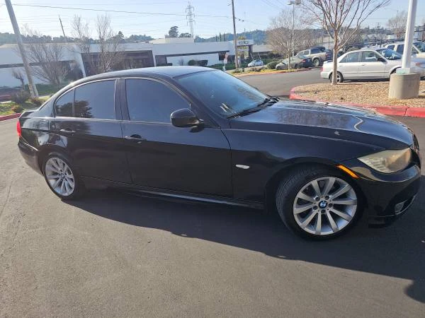 2011 BMW E90 3 Series Sedan - Image 12 of 15