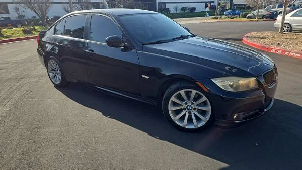 2011 BMW E90 3 Series Sedan - Image 4 of 15