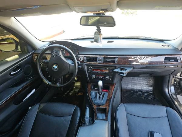 2011 BMW E90 3 Series Sedan - Image 7 of 15