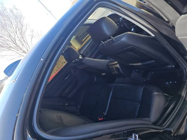 2011 BMW E90 3 Series Sedan - Image 14 of 15