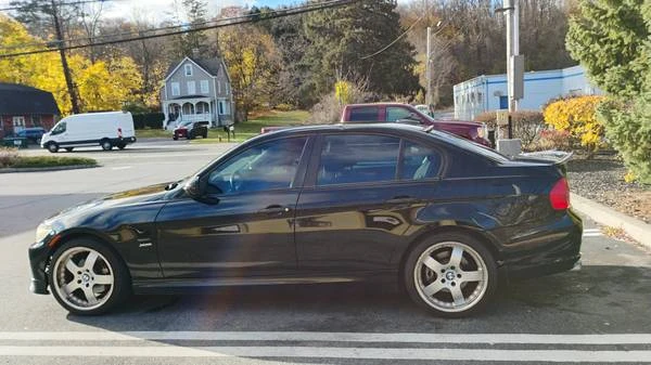 2011 BMW E90 3 Series Sedan - Image 17 of 18