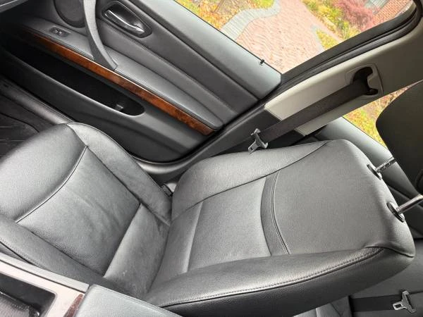 2011 BMW E90 3 Series Sedan - Image 12 of 14