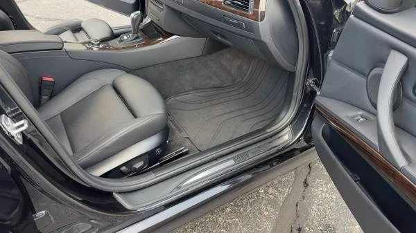 2011 BMW E90 3 Series Sedan - Image 11 of 21