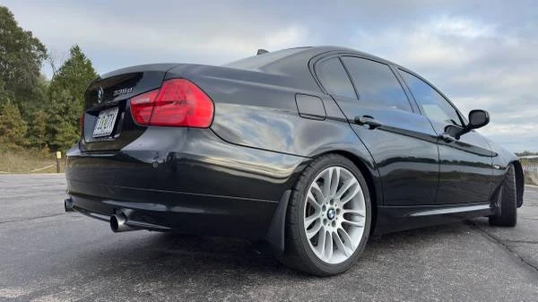 2011 BMW E90 3 Series Sedan - Image 5 of 21