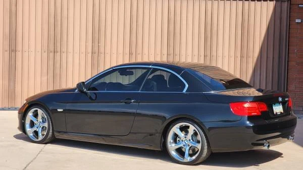 2011 BMW E93 335i Convertible - Image 8 of 21