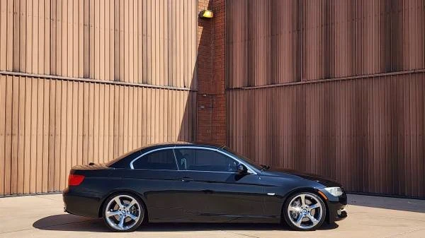 2011 BMW E93 335i Convertible - Image 9 of 21
