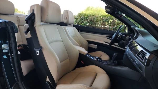 2011 BMW E93 335i Convertible - Image 21 of 21