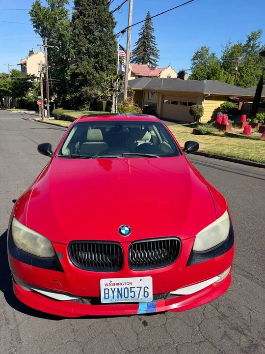 2011 BMW E90 3 Series Sedan - Image 5 of 13