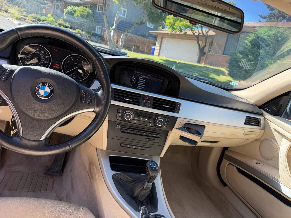 2011 BMW E90 3 Series Sedan - Image 10 of 13