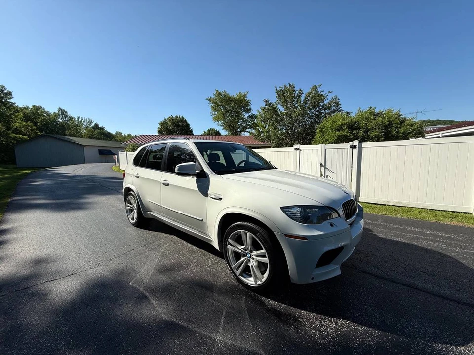 2011 BMW E70 X5 M - Image 2 of 8