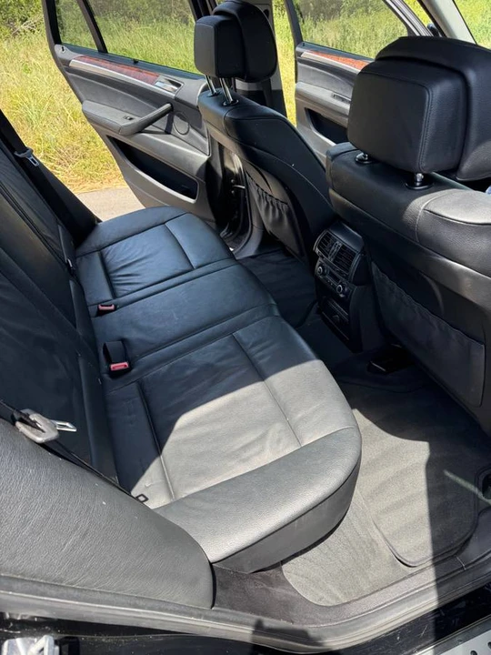 2010 BMW E70 X5 - Image 11 of 24