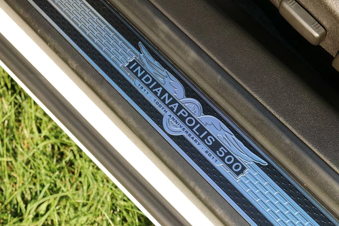 2011 Chevrolet Camaro SS 5th Gen - Image 10 of 13
