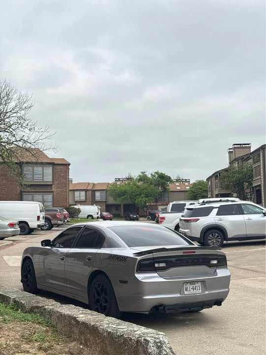 2011 Dodge Charger 7th Gen - Image 2 of 5