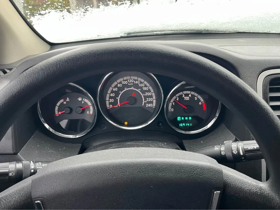 2011 Dodge Caliber - Image 2 of 8