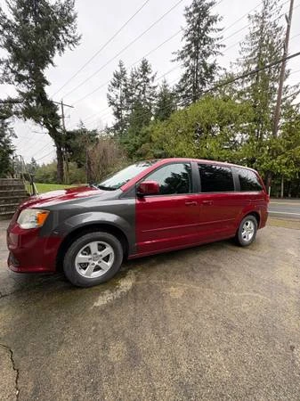 2011 Dodge Caravan - Image 11 of 13