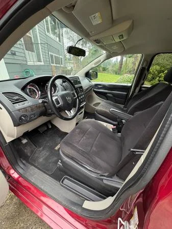 2011 Dodge Caravan - Image 12 of 13