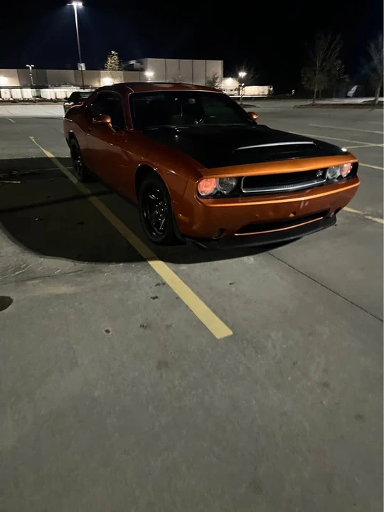 2011 Dodge Challenger 3rd Gen - Image 3 of 3