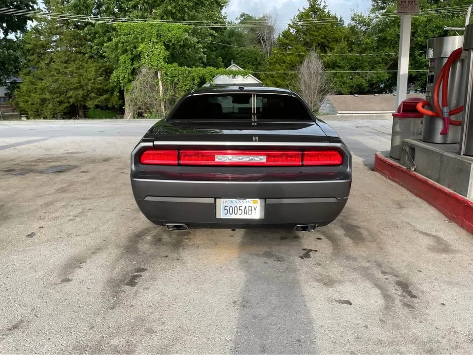 2011 Dodge Challenger 3rd Gen - Image 4 of 10