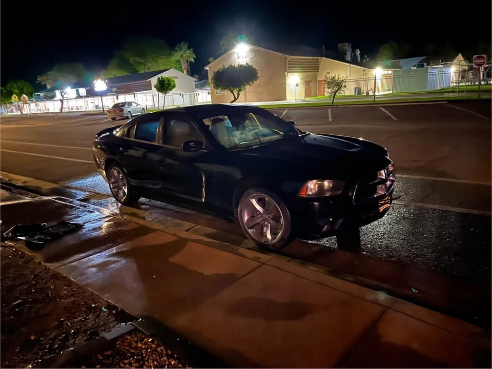 2011 Dodge Charger 7th Gen - Image 3 of 7