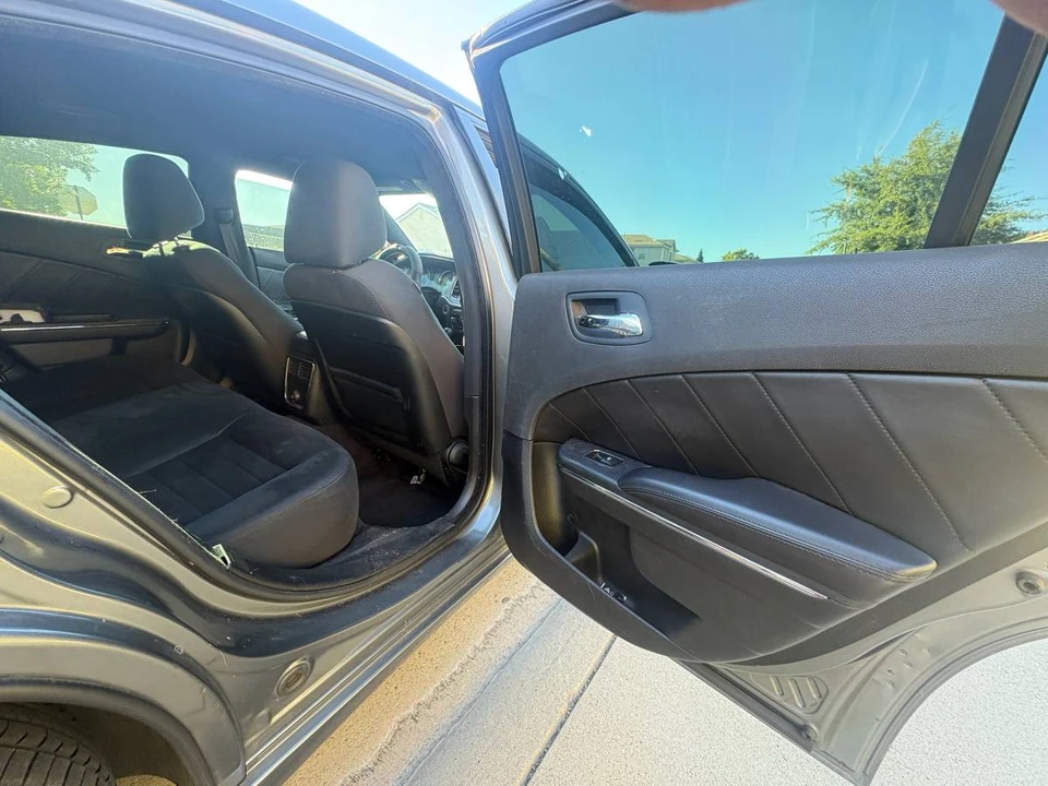 2011 Dodge Charger 7th Gen - Image 12 of 13