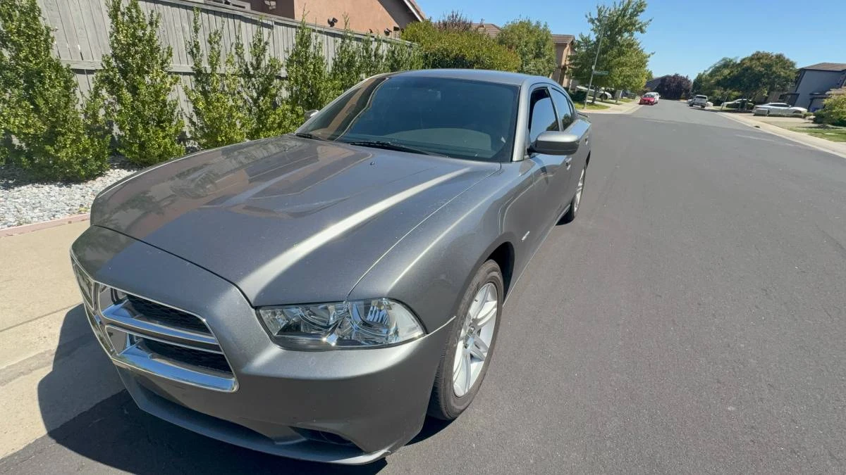 2011 Dodge Charger 7th Gen - Image 3 of 13