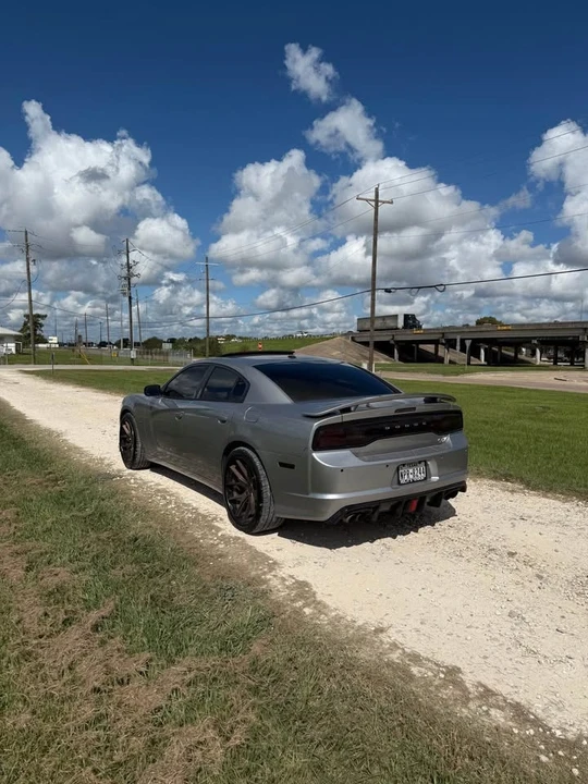 2011 Dodge Charger 6th Gen - Image 3 of 3