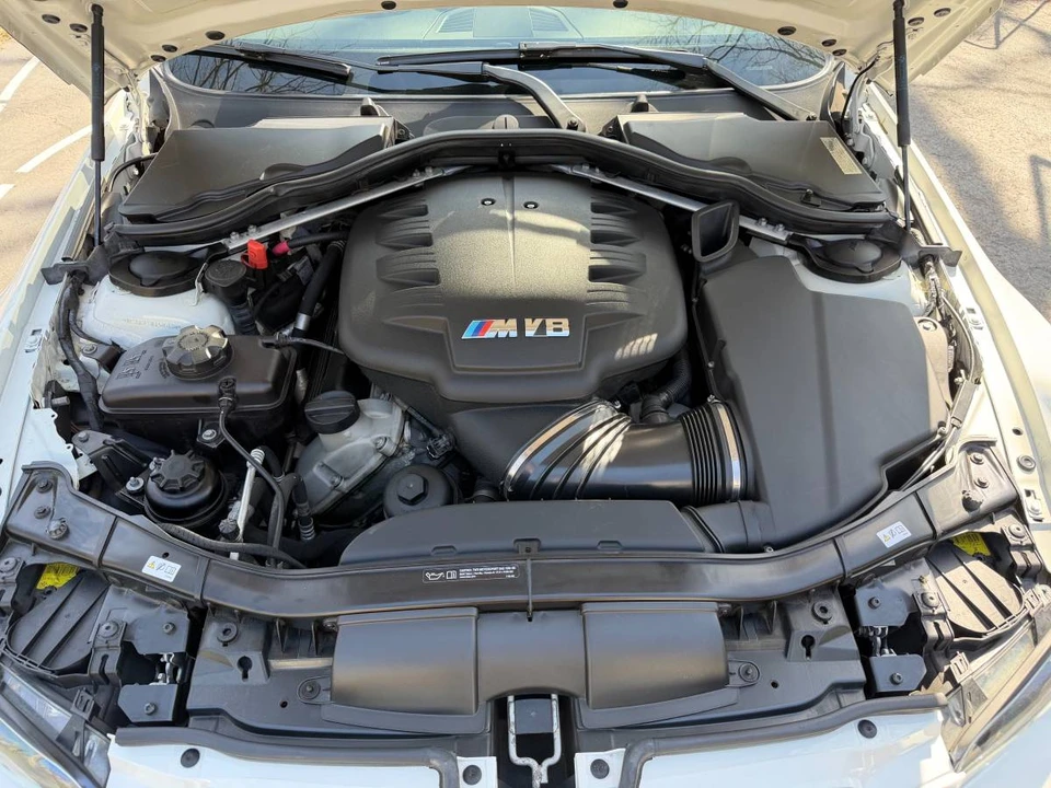 2011 BMW E93 M3 Convertible - Image 13 of 21