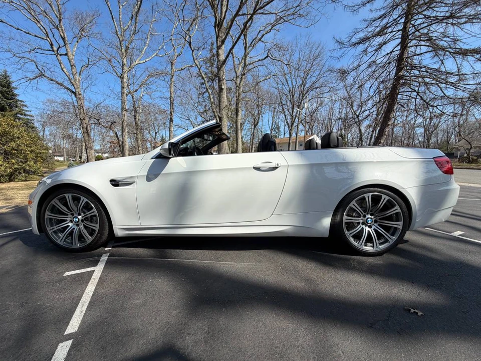 2011 BMW E93 M3 Convertible - Image 7 of 21