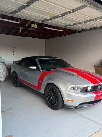 2011 Ford S197 Mustang - Image 3 of 11