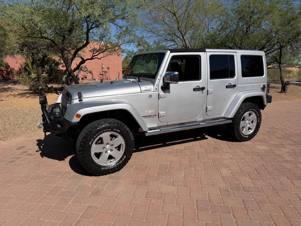 2011 Jeep JK Wrangler - Image 2 of 3