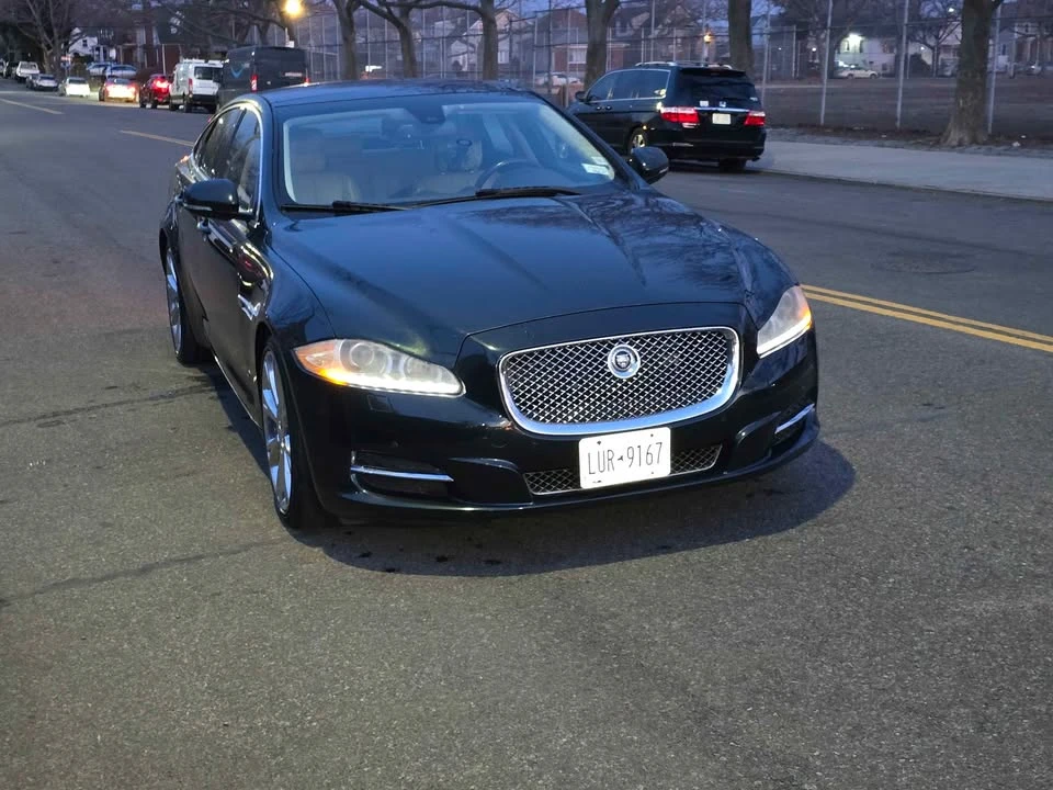 2011 Jaguar X351 XJ - Image 4 of 5
