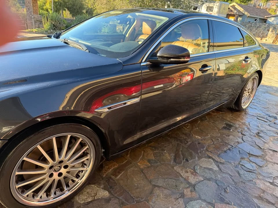 2011 Jaguar X351 XJ - Image 5 of 7