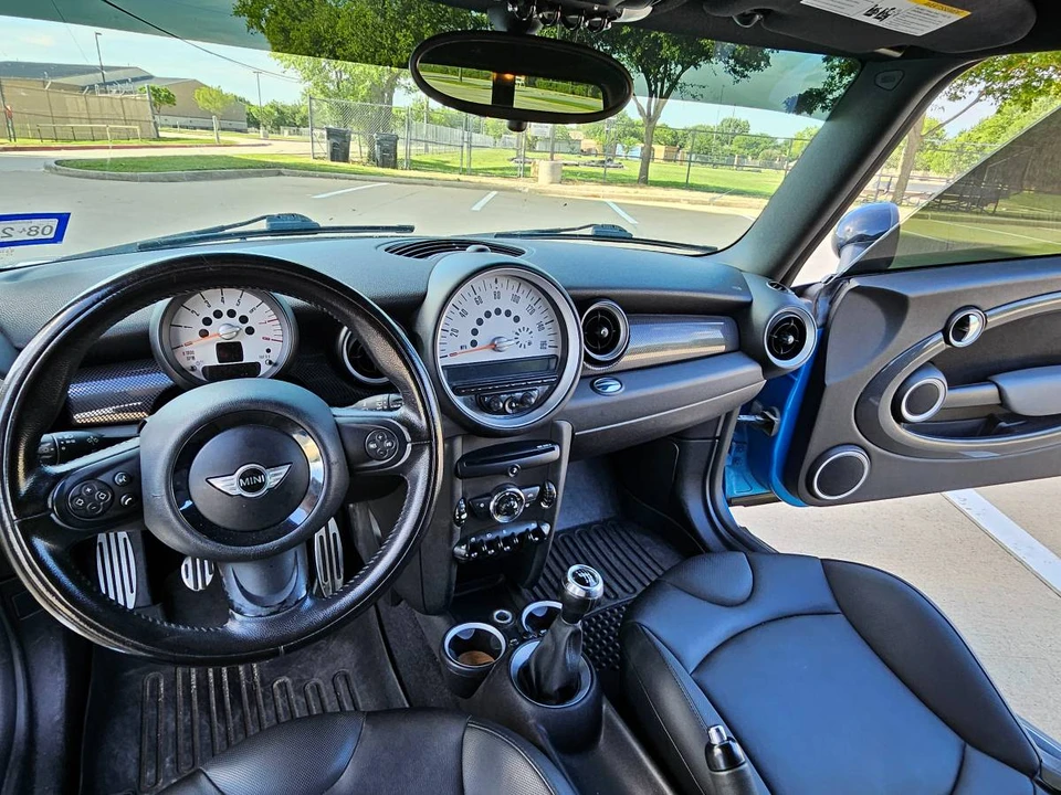 2011 Mini Clubman 1st Gen - Image 9 of 20