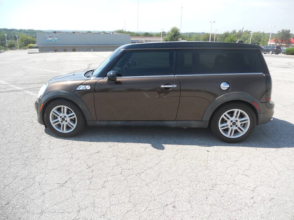 2011 Mini Mini 2nd Gen - Image 2 of 5