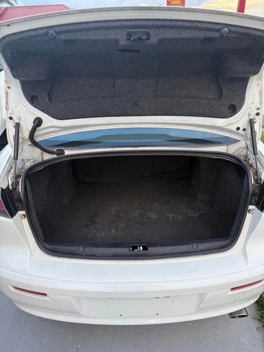 2011 Mitsubishi Lancer 8th Gen - Image 6 of 10