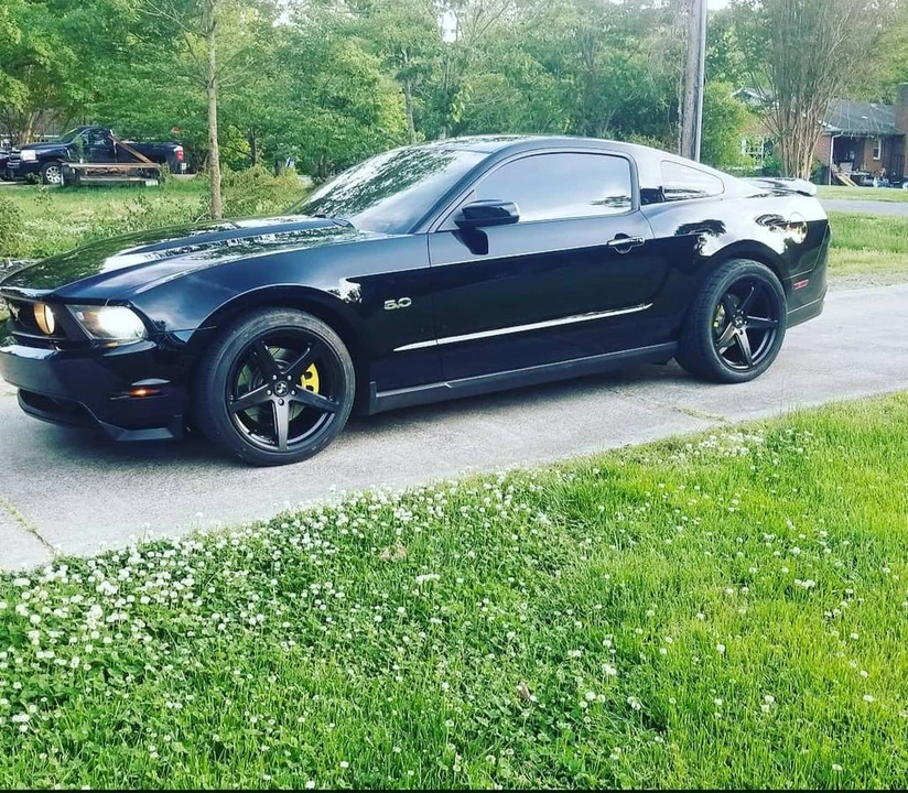 2011 Ford S197 Mustang GT - Image 4 of 8