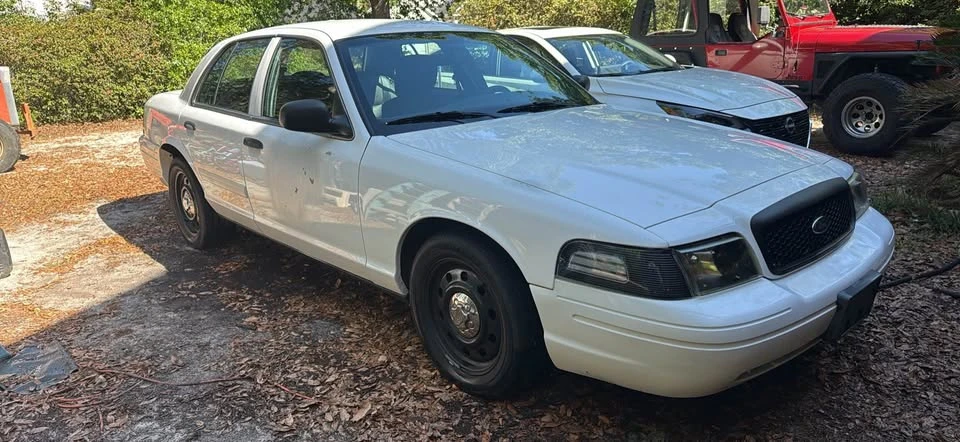2011 Ford Crown Victoria - Image 3 of 7